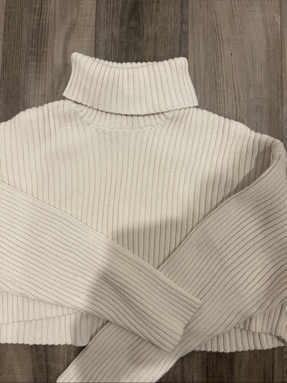 Forever 21 Ivory Ribbed Cropped Turtleneck Sweater